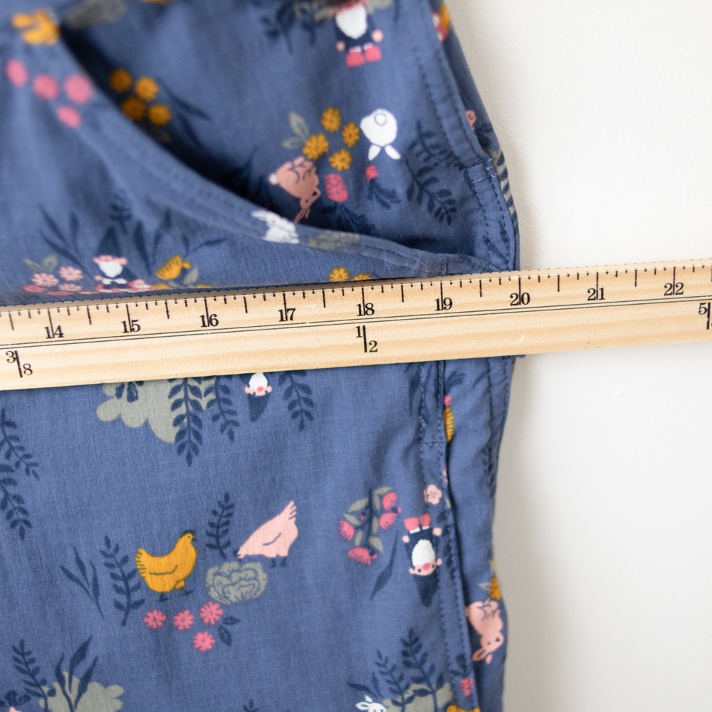 Duluth Trading Gardening Overalls Womens S Blue Gnomes Bunnies Shortalls Cottage - Picture 9 of 11
